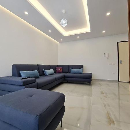 Alvi Apartment Голем Екстериор снимка