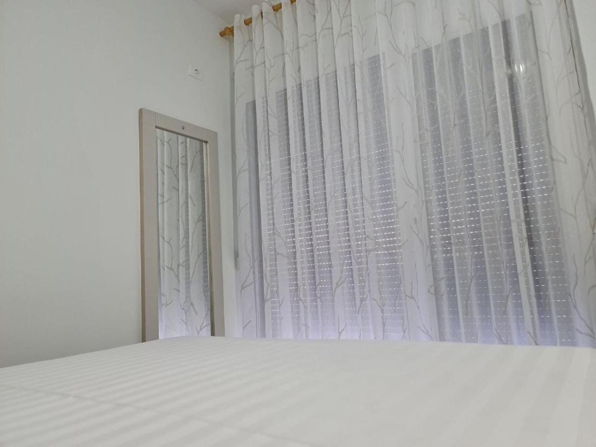 Alvi Apartment Голем Екстериор снимка
